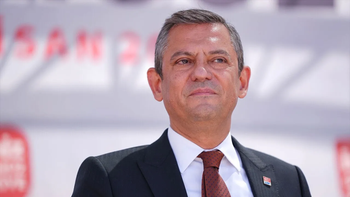 Transformasyonel Liderlik ve Özgür Özel